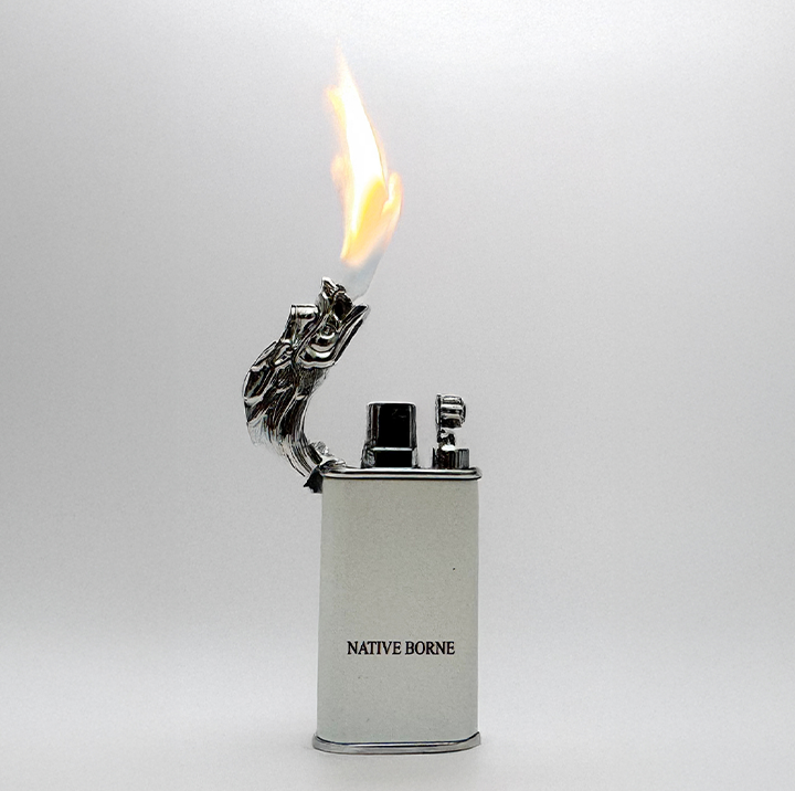 Native Borne Turbo Lighter with lid open